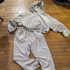 EUC Victoria's Secret Pink Cropped Hoodie and High Rise Jogger Set